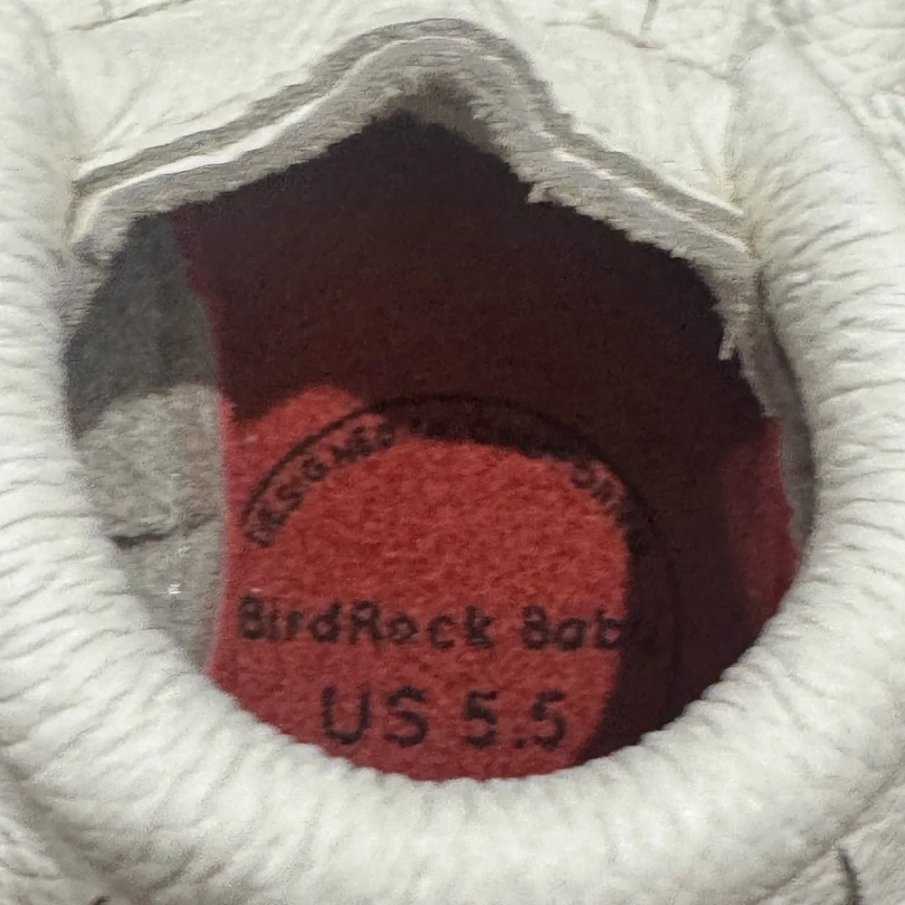 Birdrock Baby White Leather Moccasins with Red Stitching & Fringe Sz. 5.5